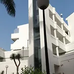 New Deluxe Sunny فيلة *